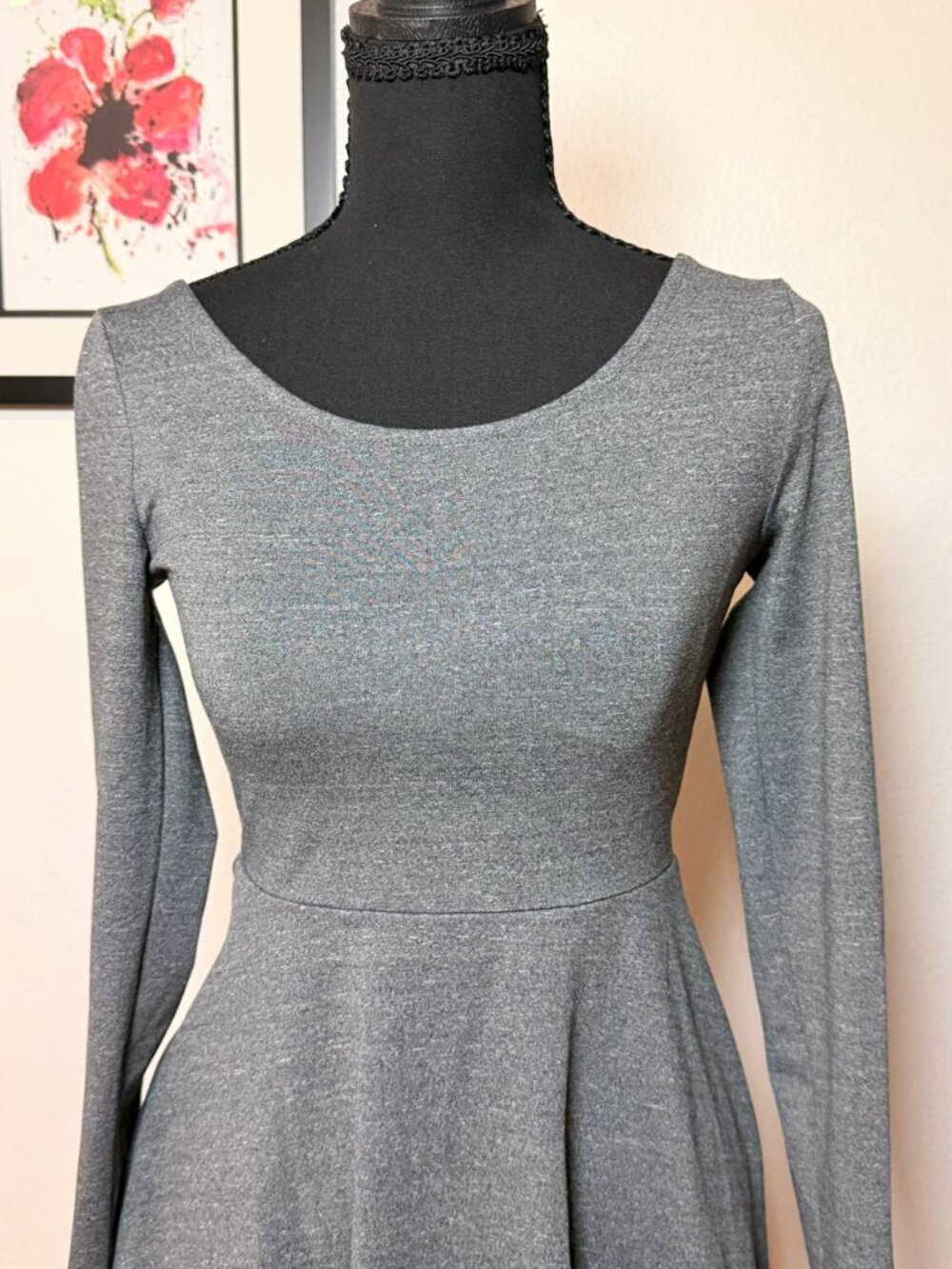 Divided H&M Grey Skater Dress Long Sleeve Fit Flare Scoop Neck Sz S - Picture 3 of 5